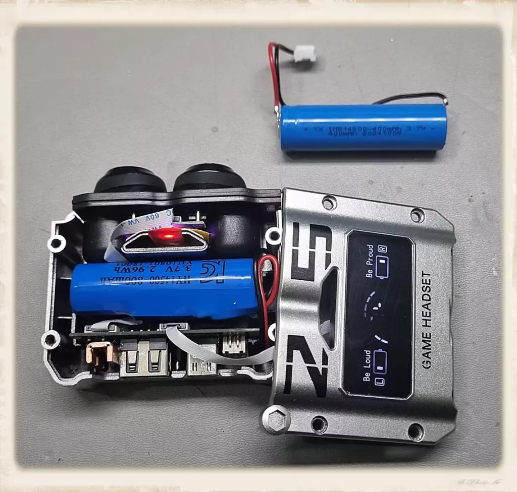 가성비 무선 이어폰 TWS M25 개조 사용법_09배터리 교체 후 캐이스에 설